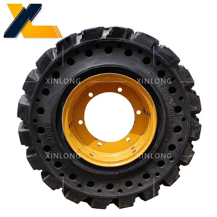 小裝載機(jī)及滑移鏟用實心輪胎